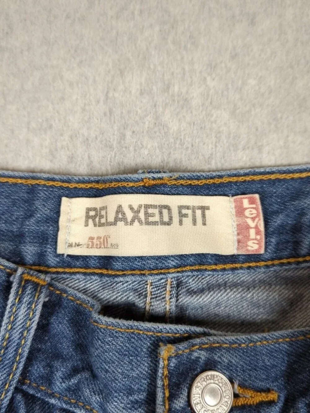 Levis levi 550